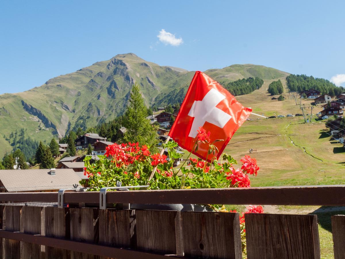 Gruppenhaus Im Walliser Alpstyle Rosswald Exterior foto